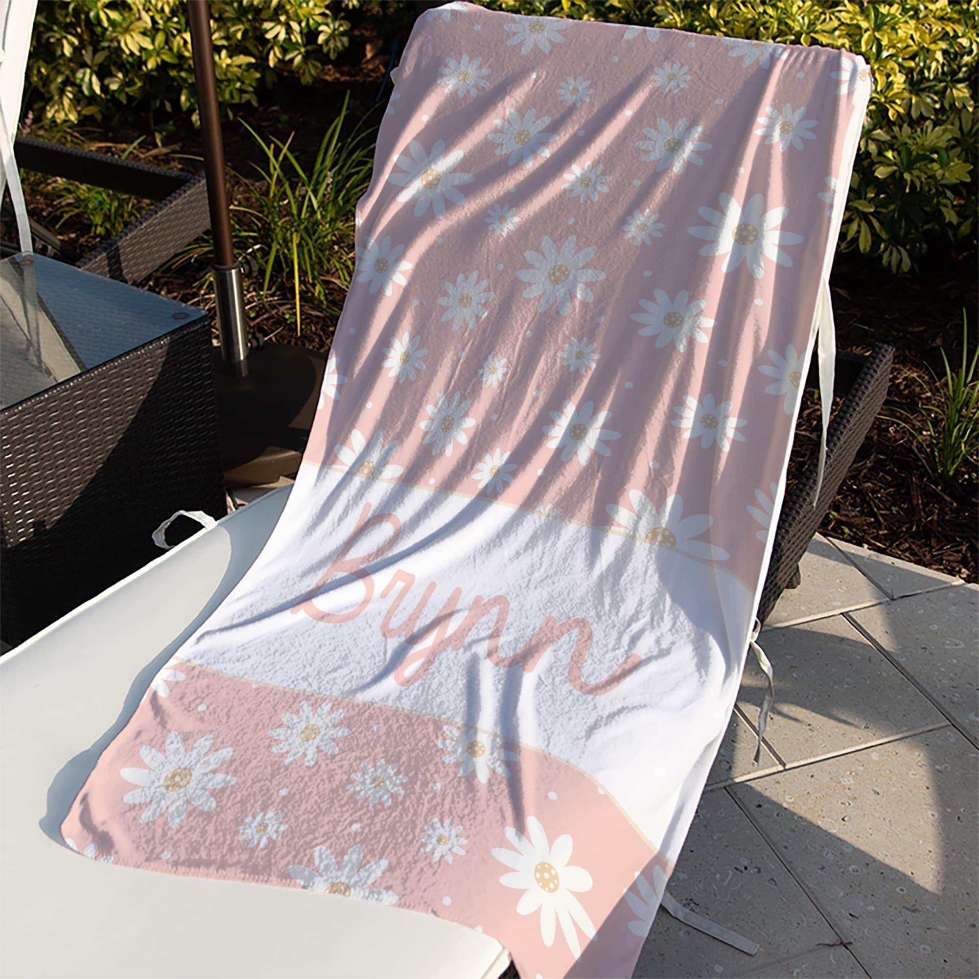 Printed Pretty in Pink Daisy Towel - Thumbnail 2