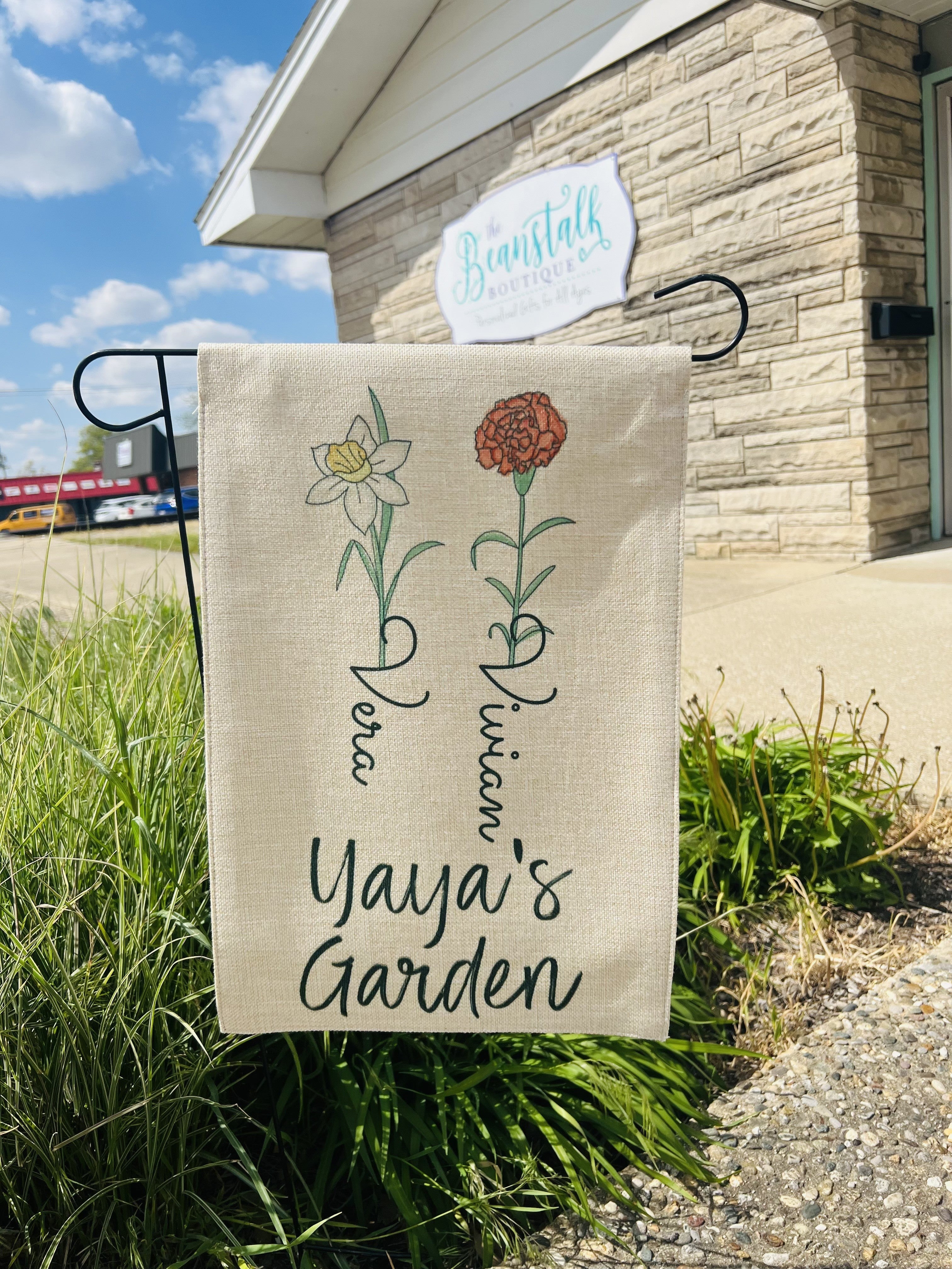 Birth Flower Garden Flag - Thumbnail 3