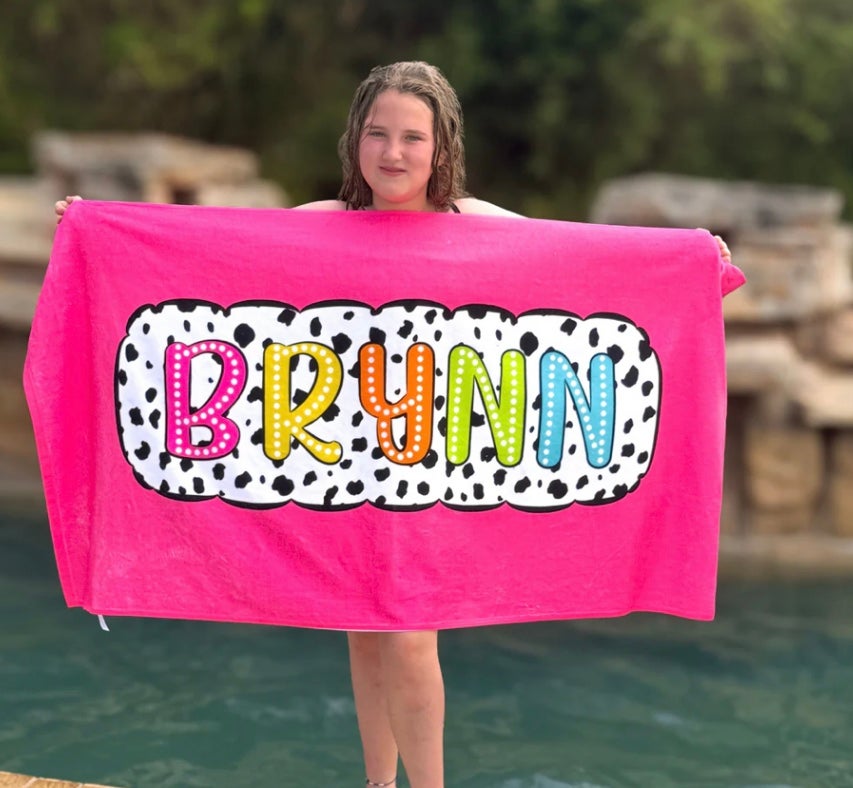Dalmation Dots Beach Towel - Thumbnail 2